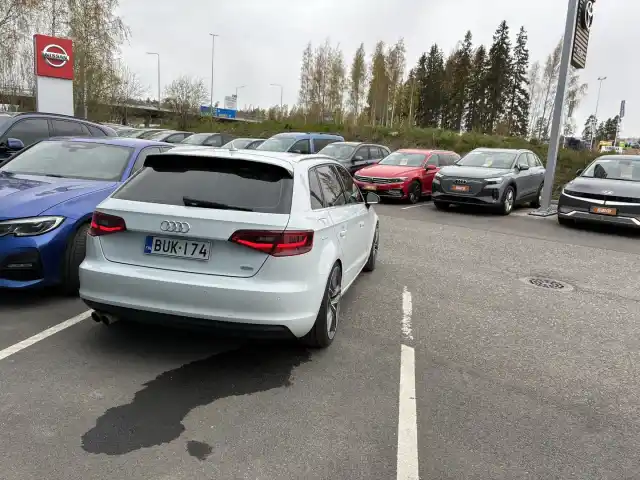 Harmaa Viistoperä, Audi A3 – BUK-174