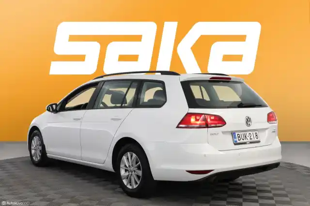Valkoinen Farmari, Volkswagen Golf – BUK-218