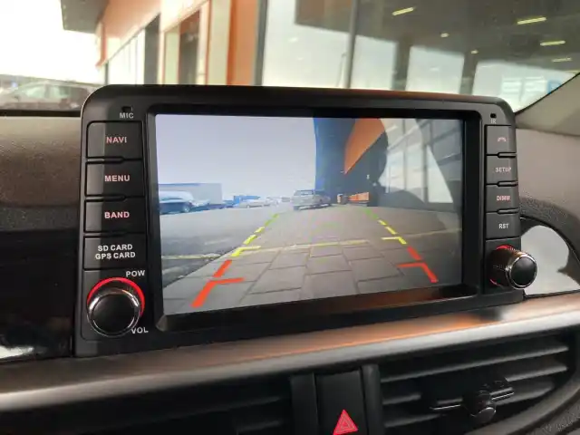 Valkoinen Viistoperä, Kia Picanto – BUP-180