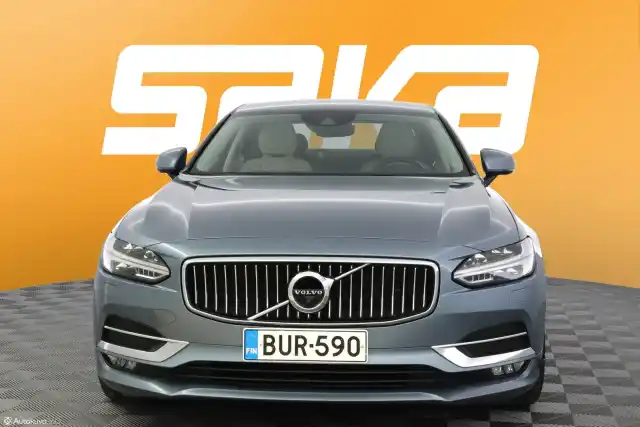 Sininen Sedan, Volvo S90 – BUR-590