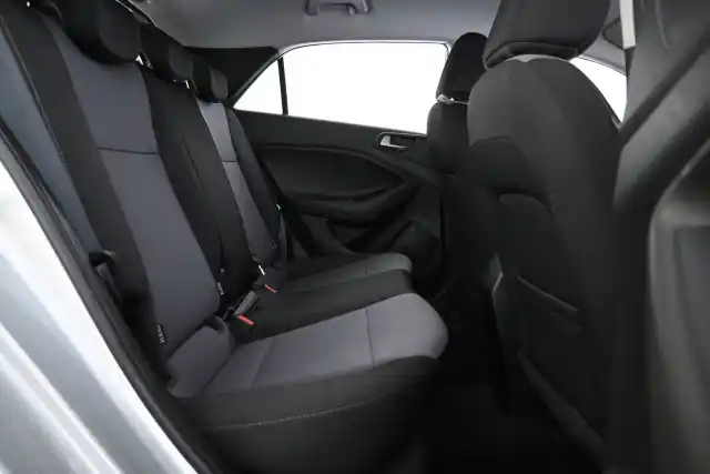 Hopea Viistoperä, Hyundai i20 – BUU-571