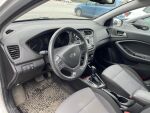 Hopea Viistoperä, Hyundai i20 5d – BUU-571, kuva 3