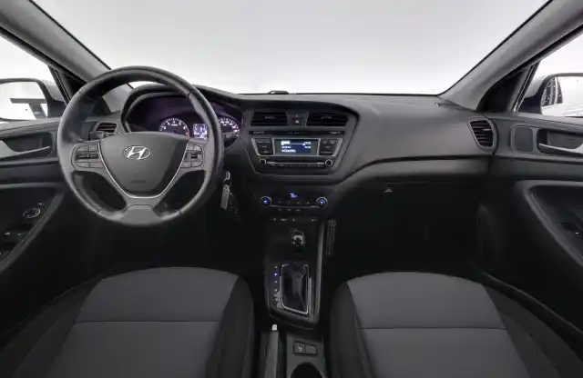 Hopea Viistoperä, Hyundai i20 – BUU-571