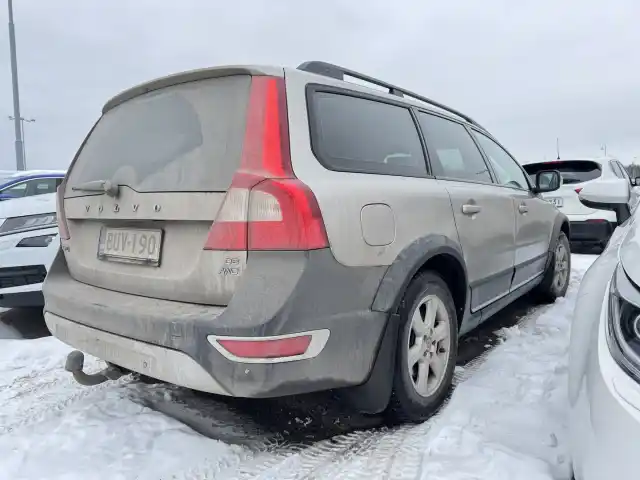 Harmaa Farmari, Volvo XC70 – BUV-190