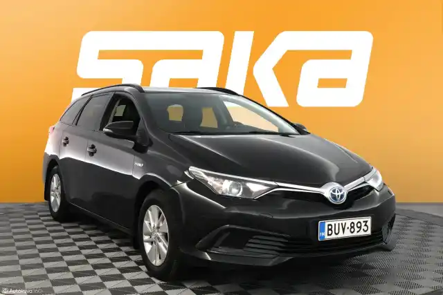 Musta Farmari, Toyota Auris – BUV-893