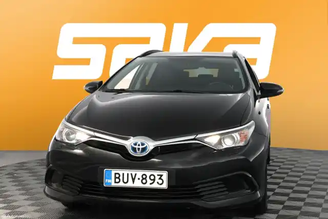 Musta Farmari, Toyota Auris – BUV-893