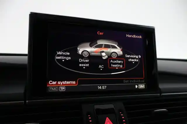 Musta Sedan, Audi A6 – BUX-208