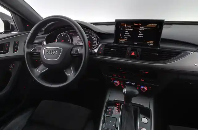 Musta Sedan, Audi A6 – BUX-208