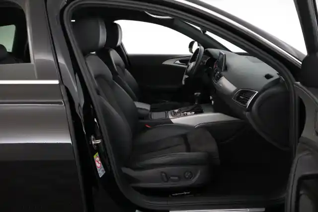 Musta Sedan, Audi A6 – BUX-208