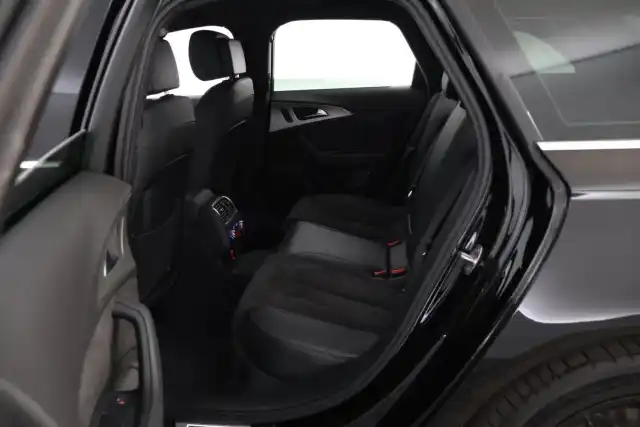 Musta Sedan, Audi A6 – BUX-208