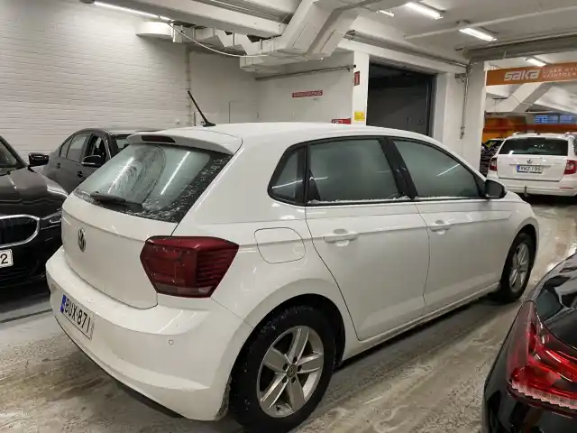 Valkoinen Viistoperä, Volkswagen Polo – BUX-871