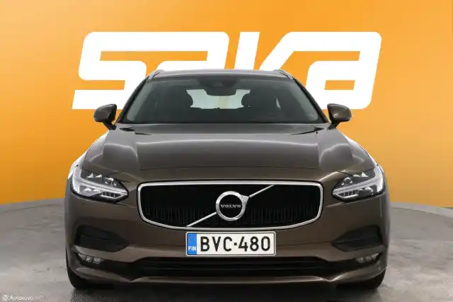 Ruskea Farmari, Volvo V90 – BVC-480