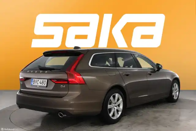 Ruskea Farmari, Volvo V90 – BVC-480