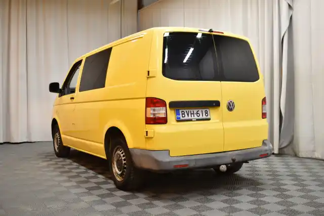 Keltainen Pakettiauto, Volkswagen Transporter – BVH-618