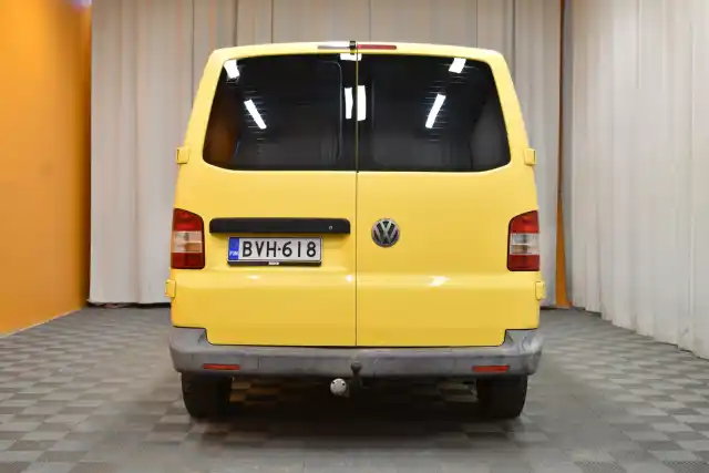 Keltainen Pakettiauto, Volkswagen Transporter – BVH-618