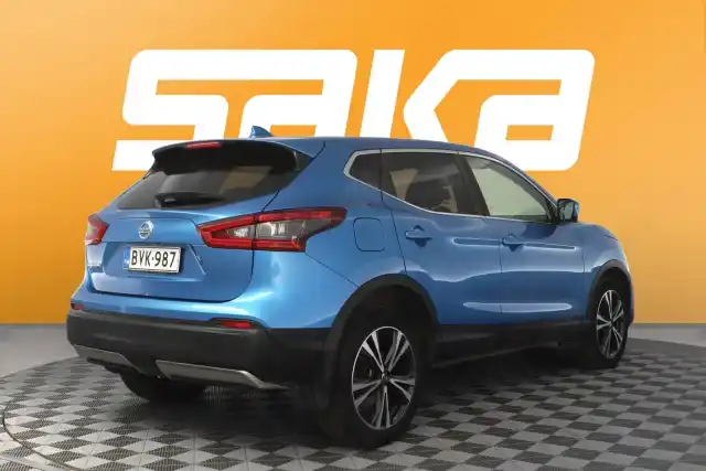 Sininen Maastoauto, Nissan Qashqai – BVK-987
