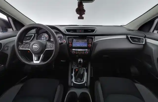 Sininen Maastoauto, Nissan Qashqai – BVK-987