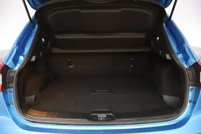 Sininen Maastoauto, Nissan Qashqai – BVK-987