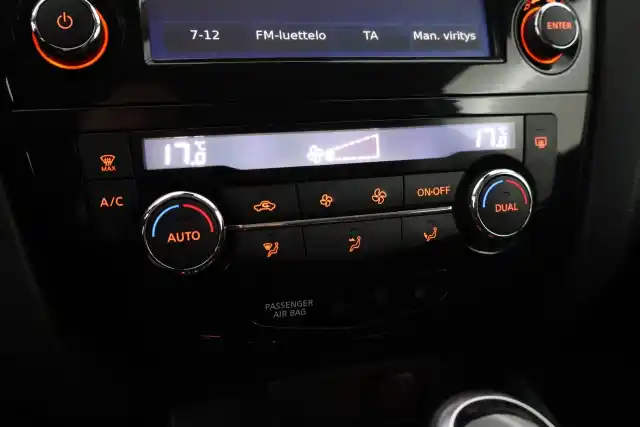 Sininen Maastoauto, Nissan Qashqai – BVK-987
