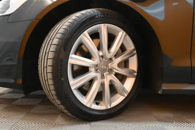 Musta Farmari, Audi A6 – BVL-522
