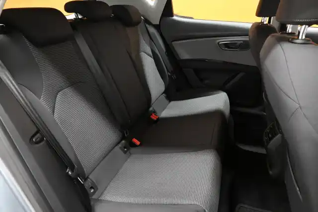 Harmaa Viistoperä, Seat Leon – BVL-737