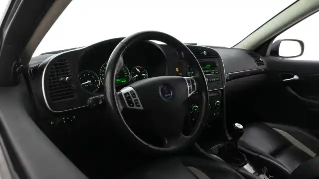 Valkoinen Farmari, Saab 9-3X – BVM-546
