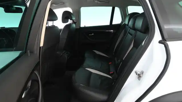 Valkoinen Farmari, Saab 9-3X – BVM-546