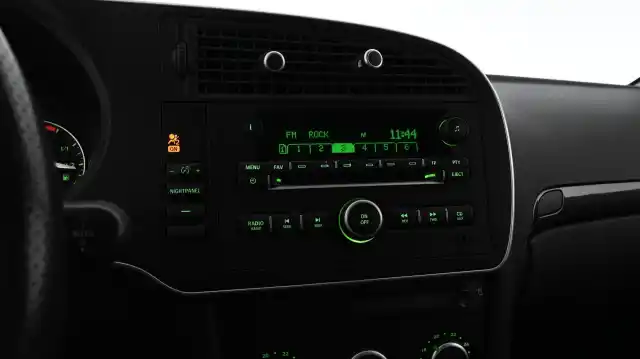 Valkoinen Farmari, Saab 9-3X – BVM-546