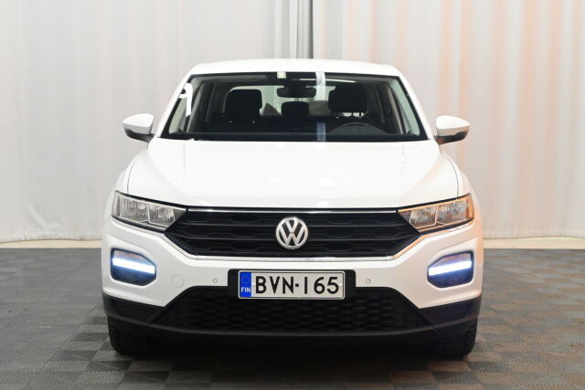 Valkoinen Maastoauto, Volkswagen T-Roc – BVN-165