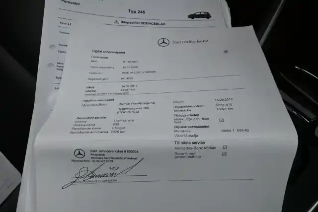 Harmaa Tila-auto, Mercedes-Benz B – BVN-513