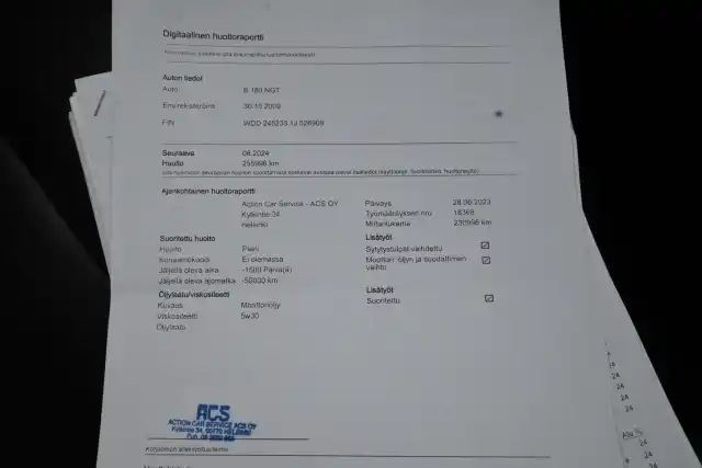 Harmaa Tila-auto, Mercedes-Benz B – BVN-513