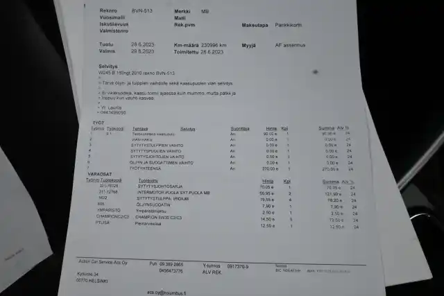 Harmaa Tila-auto, Mercedes-Benz B – BVN-513