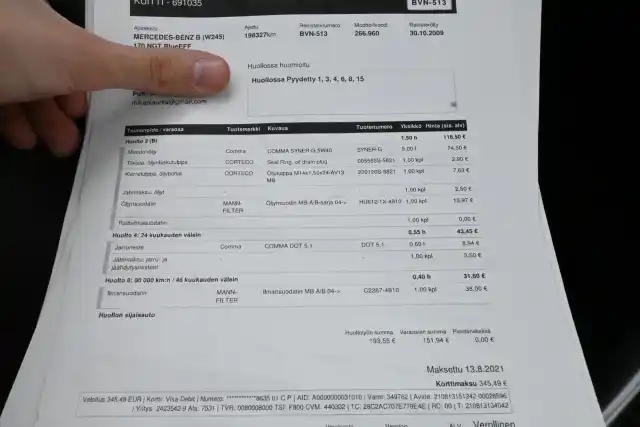 Harmaa Tila-auto, Mercedes-Benz B – BVN-513
