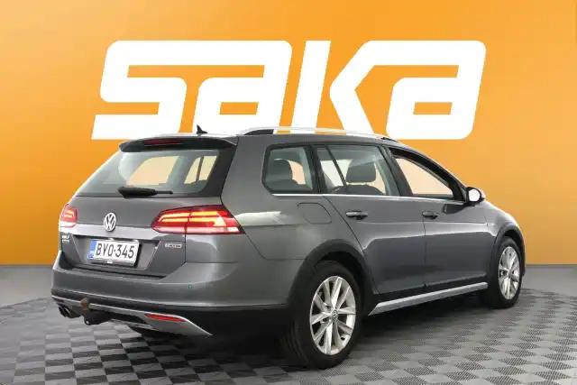 Harmaa Farmari, Volkswagen Golf – BVO-345