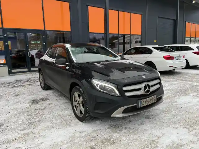 Musta Farmari, Mercedes-Benz GLA – BVS-879