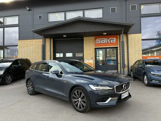 Sininen Farmari, Volvo V60 – BVT-742