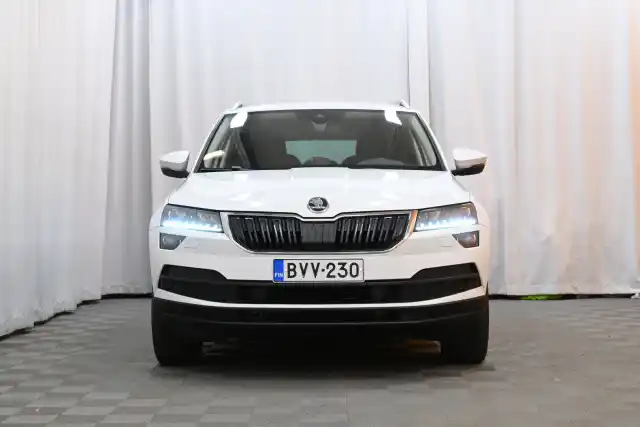 Valkoinen Farmari, Skoda Karoq – BVV-230