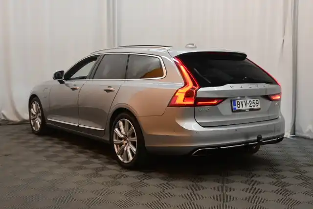 Hopea Farmari, Volvo V90 – BVV-259