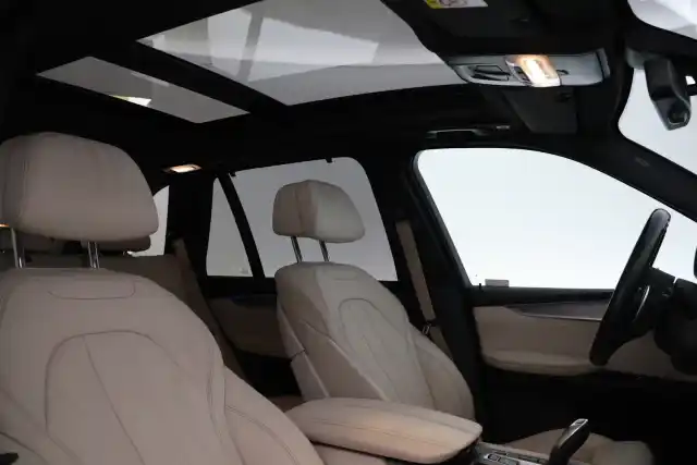 Hopea Maastoauto, BMW X5 – BVV-902