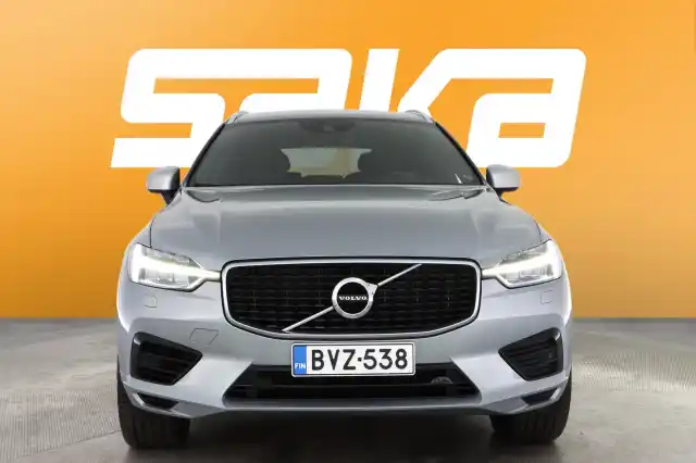 Harmaa Maastoauto, Volvo XC60 – BVZ-538