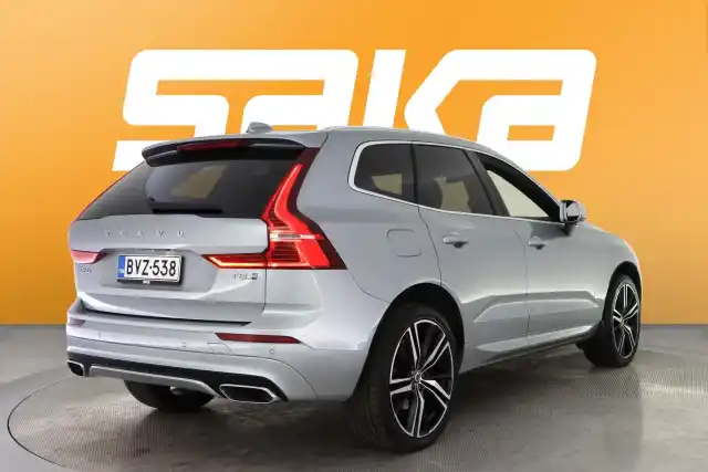 Harmaa Maastoauto, Volvo XC60 – BVZ-538