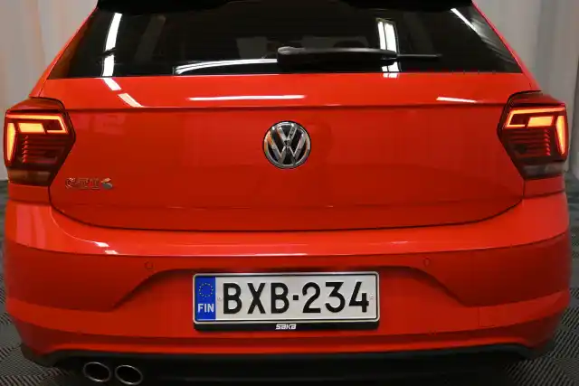 Punainen Viistoperä, Volkswagen Polo – BXB-234