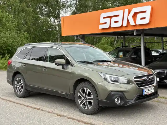 Vihreä Farmari, Subaru Outback – BXB-492