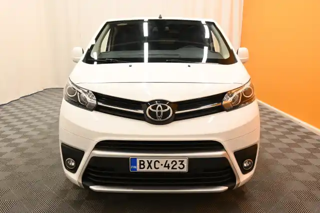 Valkoinen Pakettiauto, Toyota Proace – BXC-423