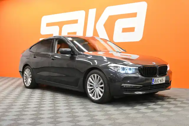 Harmaa Sedan, BMW 620 Gran Turismo – BXC-651