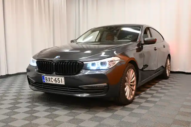 Harmaa Sedan, BMW 620 Gran Turismo – BXC-651