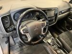 Valkoinen Maastoauto, Mitsubishi Outlander – BXE-677, kuva 7