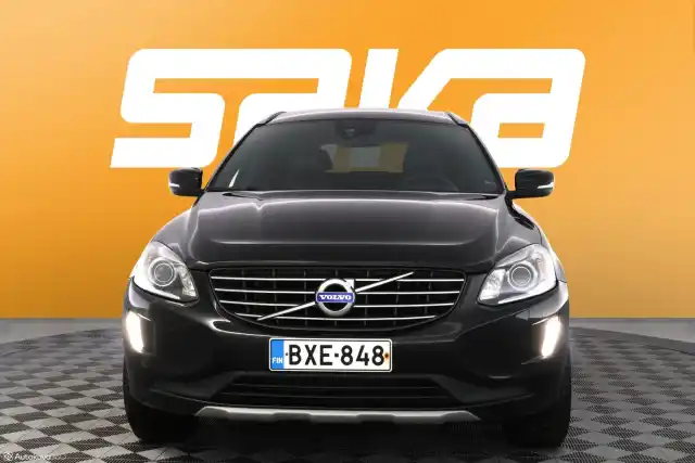 Musta Maastoauto, Volvo XC60 – BXE-848