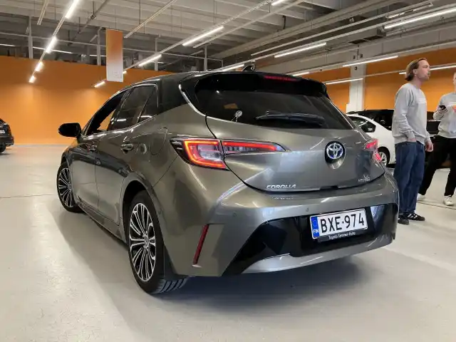 Beige Viistoperä, Toyota Corolla – BXE-974