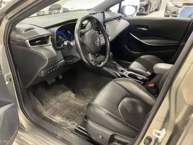Beige Viistoperä, Toyota Corolla – BXE-974